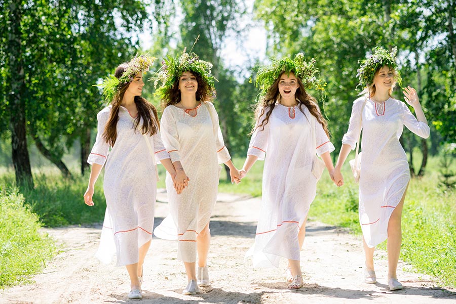 Slavic girls in Qinhuangdao