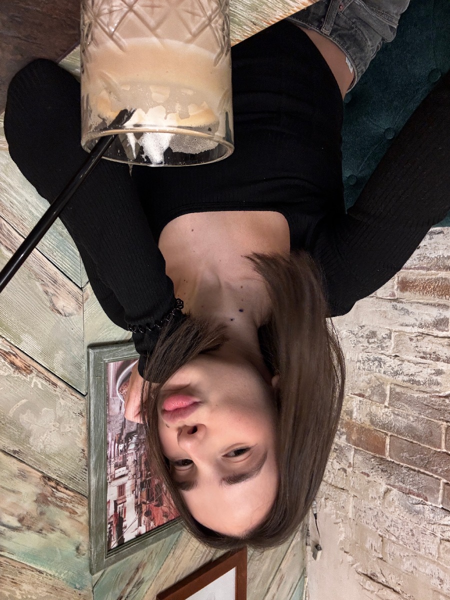 Fresh photos, fresh mood — Tina online in Qinhuangdao